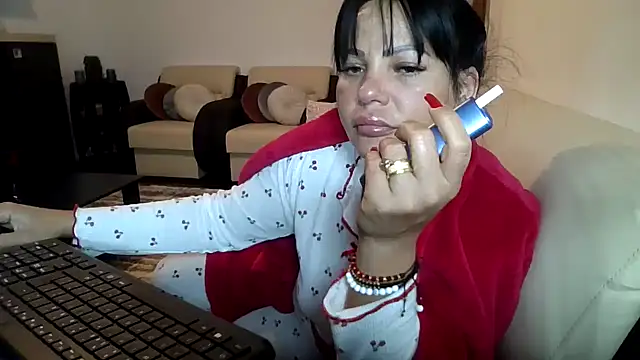 Ella_sweety00 webcam
