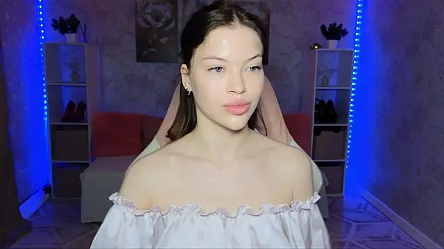 EmmyMills webcam