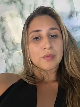VictoriaWhitmore webcam