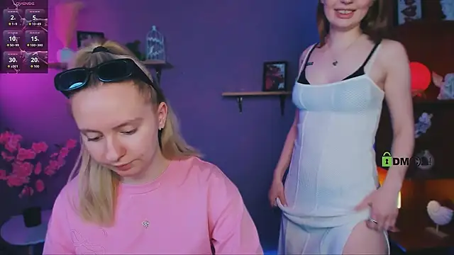 mila_glow1 webcam
