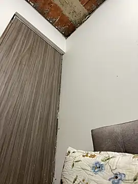 Kataliina Stripchat cam model