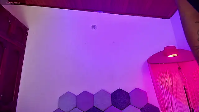 Horny_tgn webcam