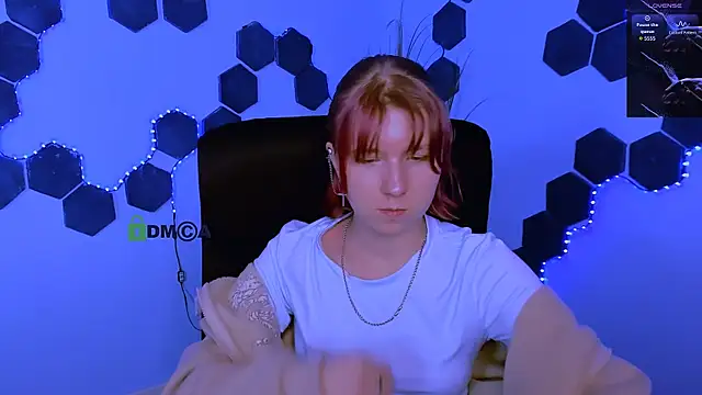 gloria_bubble webcam