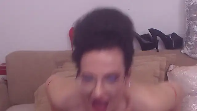 RebeccaNoble webcam