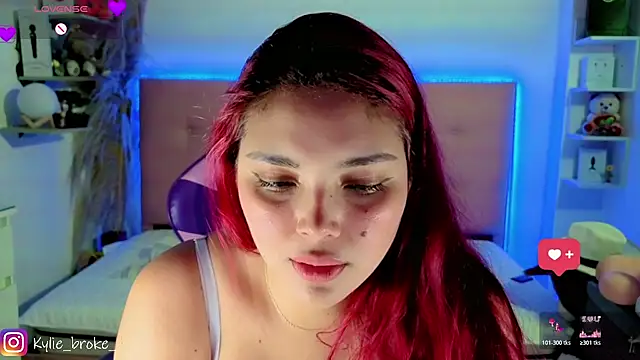 Kylie_brokee webcam