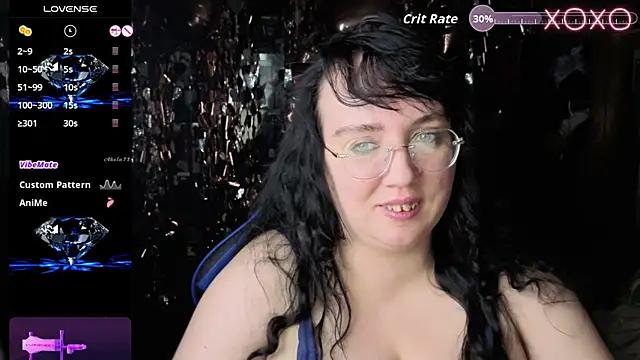 LeonaHarrison webcam