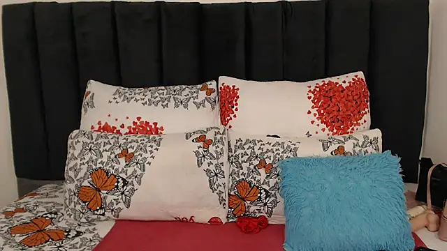 Tiana-Bae25 webcam