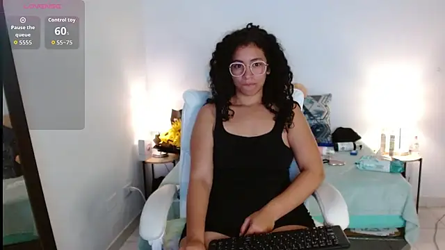 Luciianita_lov199 webcam