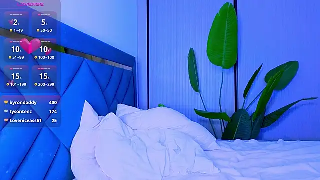 Mia_Tin webcam