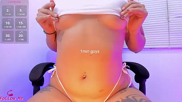 LouaneBourVip webcam