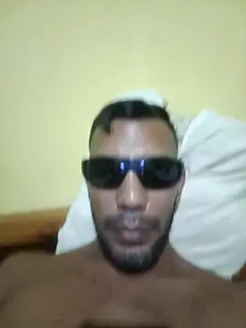 UnreadyChutzpa webcam