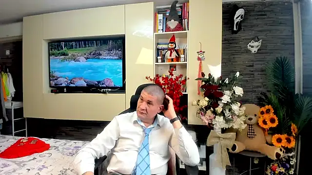 SpartacusDaddy48 webcam