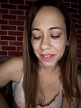 HotGinger66 webcam