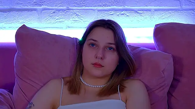 TinnaBurton webcam