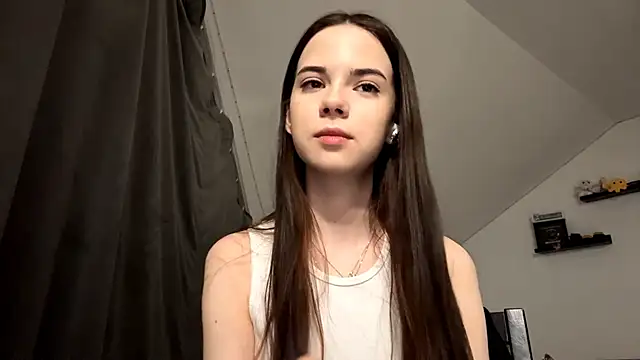 joellagrode (F teen) - show sexy belly