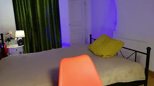 ZoeGrant webcam