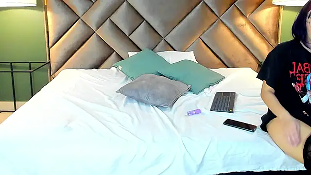 Rache_Roth webcam