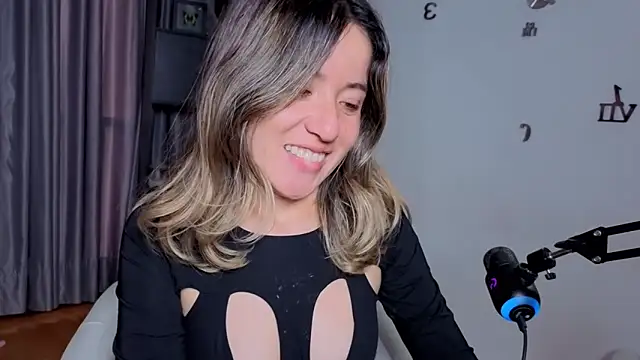 Nicky_sexfire webcam