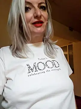LadyTouch webcam
