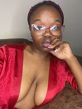 YummyMelanin117 webcam