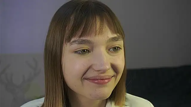 Leyla_crsh webcam
