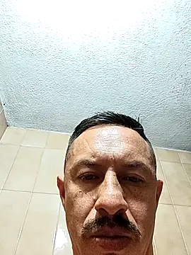 L_hotcream webcam