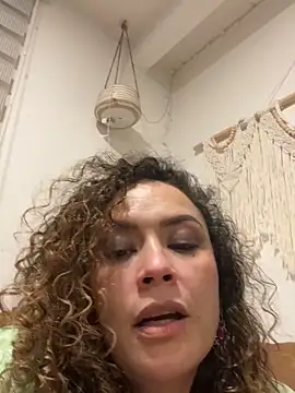 LizRodriza webcam