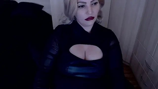MistressDemi webcam
