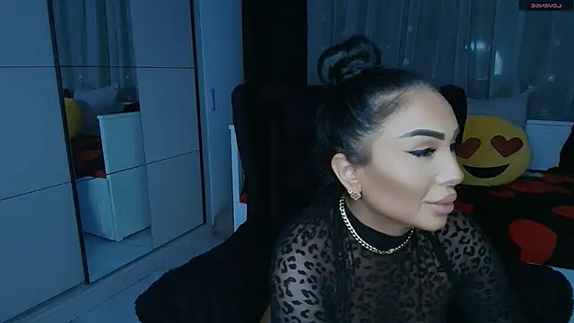 mistress_meryem webcam