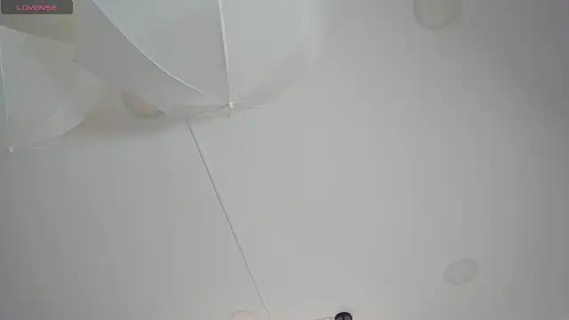 taylor_royal_ (Ask my age) - Spank balls