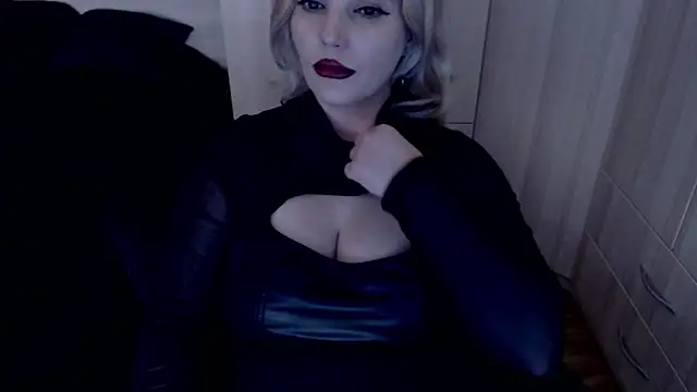 MistressDemi webcam
