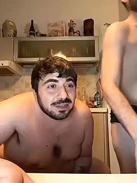 bear_skinny webcam