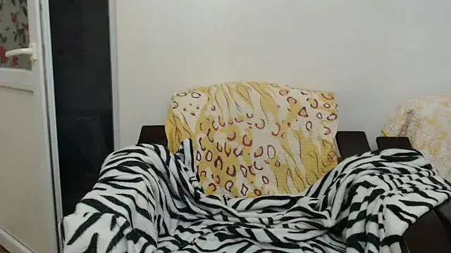 MissElla webcam