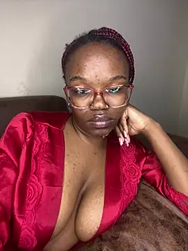 YummyMelanin117 webcam