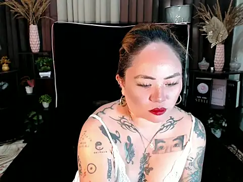 EstellaStarXxx webcam