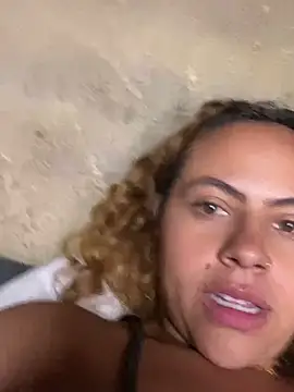 Chloe_Leaozinho webcam