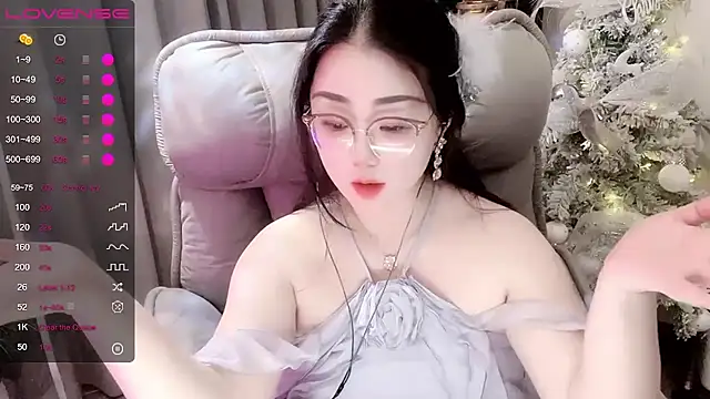 Monica-666888- webcam