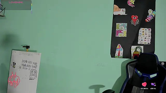 TYLERhHOT2005 webcam