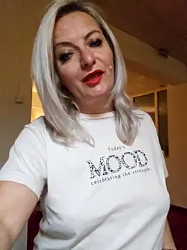 LadyTouch webcam
