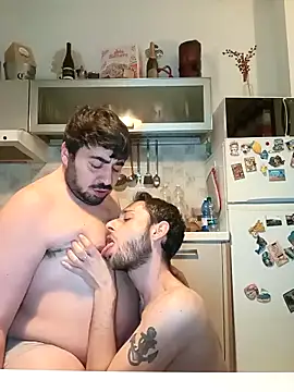 bear_skinny webcam