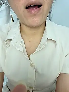 HinaLovely live sex cam