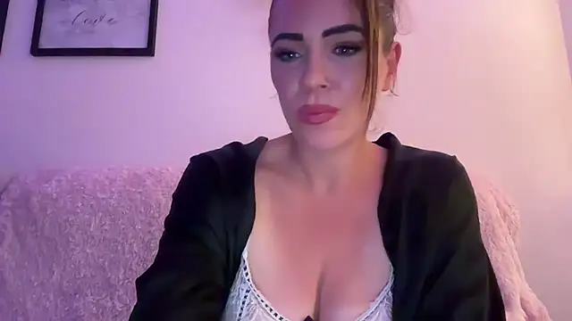 MuckyMILF webcam