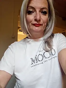 LadyTouch webcam