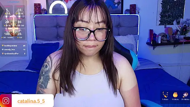 Kata_Bigboobs webcam