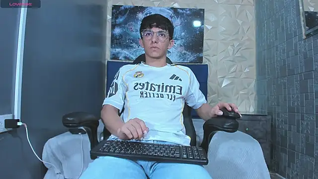 ElanGiraldo webcam