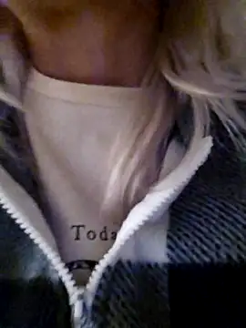 LadyTouch webcam