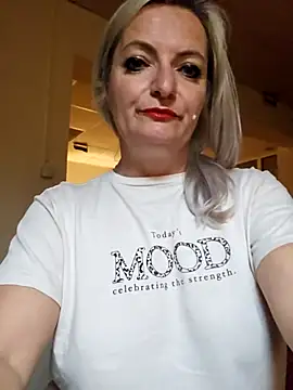 LadyTouch webcam