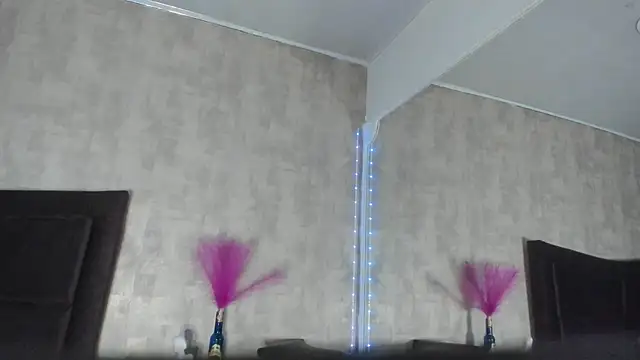 NahomyCarther webcam