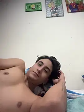 EsmeraldaNaim webcam