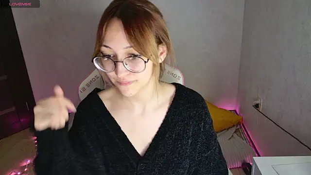 Nona_meow webcam